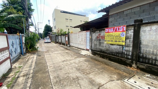 ขาย / เช่าที่ดิน 180 ตารางวา พร้อมโกดัง ซอยวชิรธรรมสาธิต 22  สุขุมวิม101/1   อุดมสุข   ZJ162