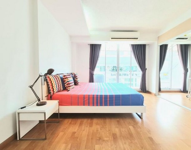 The Waterford Sukhumvit 50 quiet private comfortable 8th floor BTS On Nut