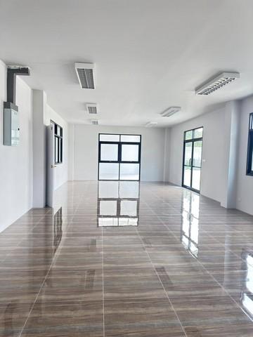 ให้เช่าโกดังสร้างใหม่ พื้นที่ 430 ตรม. มีออฟฟิศ 2 ชั้น ใกล้นิคมมาบตาพุดระยอง ( พื้นที่สีม่วง )