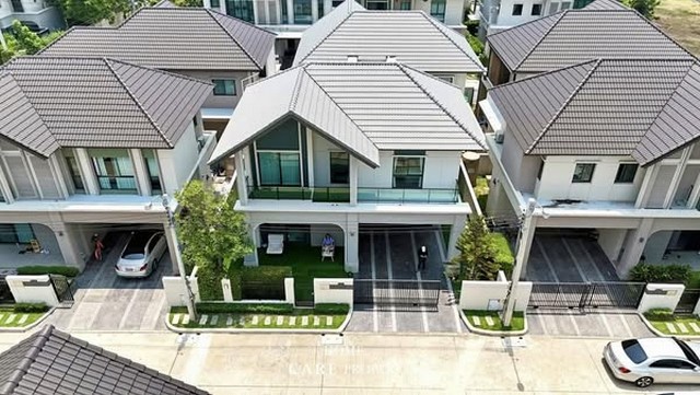 บ้านสวยให้เช่า โครงการ บางกอก บูเลอวาร์ด ศรีนครินทร์ บางนา ตรงข้าม PTT หนามแดง Fully Furniture