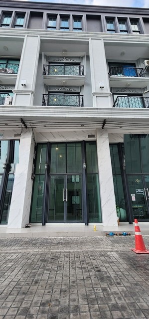 P565 ให้เช่า โฮมออฟฟิศ สไตล์โมเดิร์น มีลิฟต์ โครงการ เดอะ มาสเตอร์ แอท บีทีเอส อ่อนนุช 2  THE MASTER @BTS ONNUT 2 ซอยอ่อนนุช 41 สุขุมวิท 77