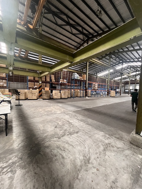 BST845 ให้เช่าโกดัง วิภาวดีรังสิต พื้นที่ 2300 ตารางเมตร เขตหลักสี่ กรุงเทพ ใกล้ทางด่วน เดินทางสะดวก เหมาะสำหรับทำคลังสินค้า