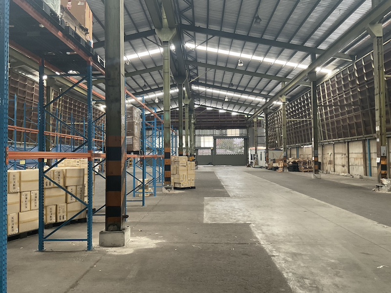 BST845 ให้เช่าโกดัง วิภาวดีรังสิต พื้นที่ 2300 ตารางเมตร เขตหลักสี่ กรุงเทพ ใกล้ทางด่วน เดินทางสะดวก เหมาะสำหรับทำคลังสินค้า