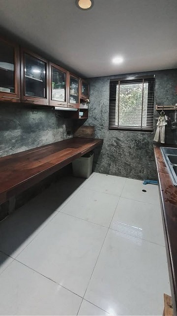 P568 ขาย บ้านเดี่ยว สตรีวิทยา 2 โชคชัย 4 ซอย78 บ้านโมเดิร์นทรอปิคอล