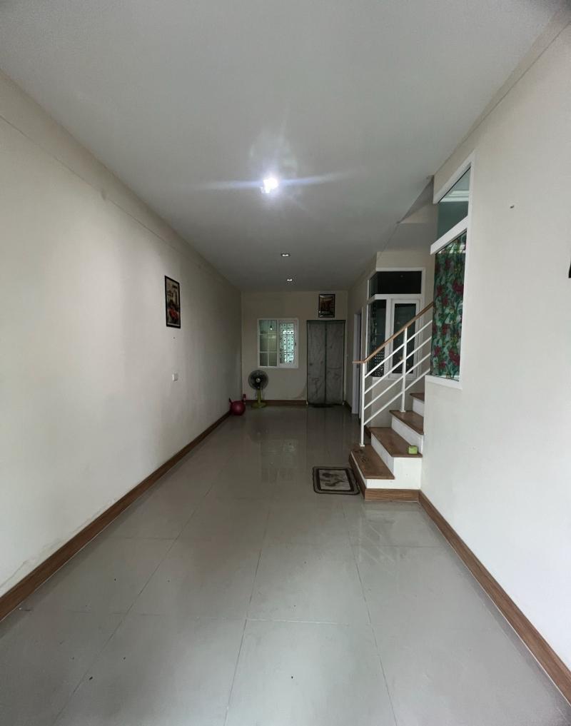 ขายทาวน์เฮ้าส์มือสองบางเขน กรุงเทพมหานคร โครงการ โกลเด้น ทาวน์ รามอินทรา-คู้บอน