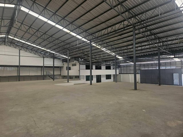 ให้เช่าโรงงาน  คลังสินค้า พท. รวมประมาณ 1,680 ตรม. พุทธมณฑล สาย 4 ซอย 3