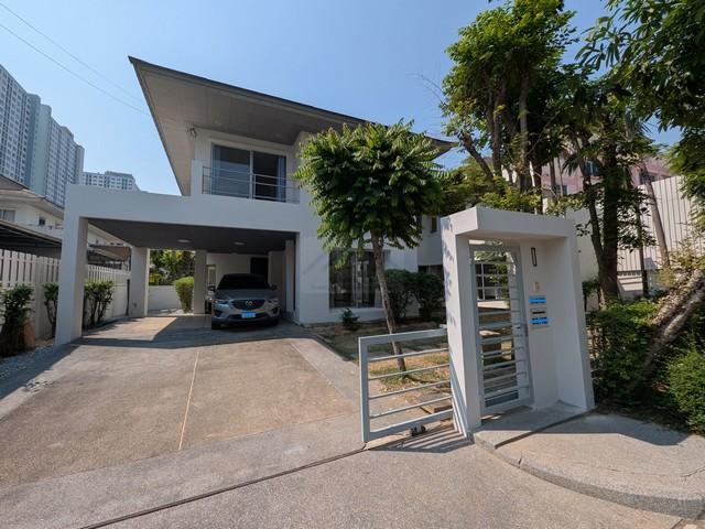 ให้เช่าบ้านเดี่ยว 2 ชั้น โครงการโนเบิลทารา งามวงศ์วาน ตกแต่งใหม่ พร้อมเข้าอยู่ ใกล้ MRT บางกระสอ