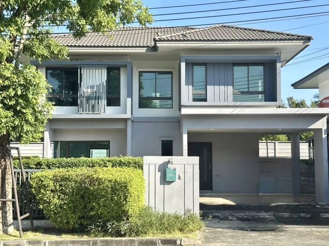 ขายบ้านโครงการ วิรัณยา วงแหวน-อ่อนนุช โครงการที่เดินทางสะดวก ใกล้ห้างเมกกะบางนา 