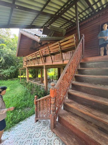 ขายที่ดิน เนื้อที่ 1.5 ไร่ ตำบลห้วยแก้ว เชียงใหม่ พร้อมบ้านไม้ทรงไทย ใกล้แม่กำปอง อากาศเย็นสบาย