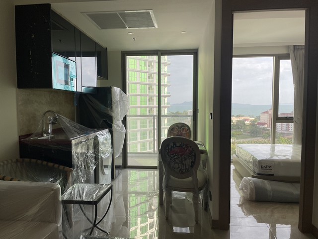 คอนโดฯ เดอะ ริเวียร่า โอเชี่ยน ไดร์ฟ 1 Bedroom 1 ห้องน้ำ 31ตรม 3199999 BAHT.   ทำเลสวย ใกล้หาดจอมเทียน (Jomtien Beach) 0.4 กม.