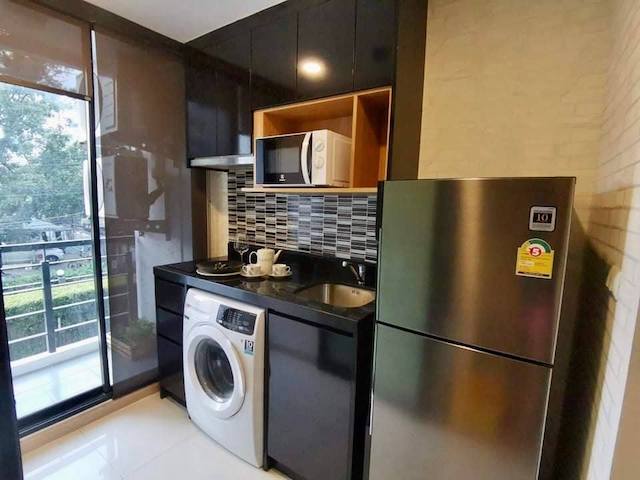 Chateau in Town Sukhumvit 64 spacious safe 2nd floor BTS Punnawithi