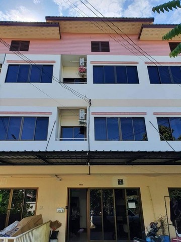 ลดราคาขายด่วน หอพัก ทำเลดี ใกล้สันติธรรม โซนเจ็ดยอด