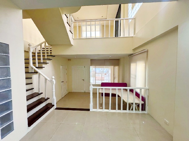 บิ๊กซี รามอินทรา 10-16 1.7 กม. เปิดซิง! MRT รามอินทรา31 1กม. ให้เช่า-ขาย ทาวน์โฮม 3ชั้น 21 ตร.วา.252 ตร.ม.รีโนเวทใหม่ทั้งหลัง 3นอน