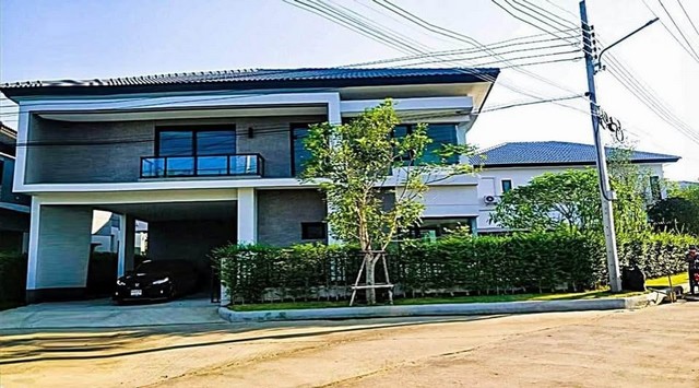 HR2388ขายและให้เช่าบ้านเดี่ยว โครงการ Centro ราชพฤกษ์-สวนผัก หลังมุม เหมาะอยู่อาศัย เดินทางสะดวก