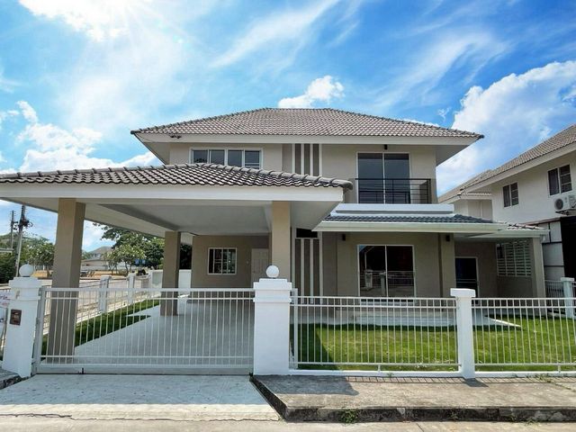 กาญจน์กนกวิลล์8 #สันทราย ราคา 3.45 ล้าน 60.9 ตรว. 4 นอน 4 น้ำ #บ้านหัวมุม #รีโนเวทใหม่ พร้อมอยู่ #ใกล้ม.แม่โจ้ ทำเลดี ใกล้เมือง เดินทางสะดวก