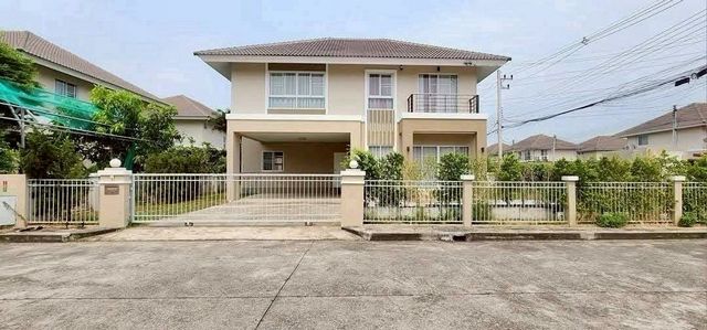 โซนสันกำแพง บ้านพูลวิลล่าให้เช่า 39,000 บาท/เดือน บ้านเดี่ยวหลังใหญ่ 2 ชั้น #เฟอร์นิเจอร์ครบ #หิ้วกระเป๋าเข้าอยู่ได้เลย เดินทางสะดวก