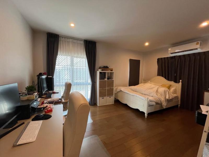 ให้เช่าบ้านเดี่ยวสวย2ชั้น 210ตาราเมตร 4นอน 5น้ำ แอร์ เฟอร์ครบถนนพัฒนาการ87