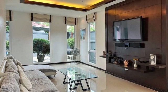 ขายบ้าน พร้อมผู้เช่า ใกล้โรงเรียนนานาชาติ BCIS ฉลอง