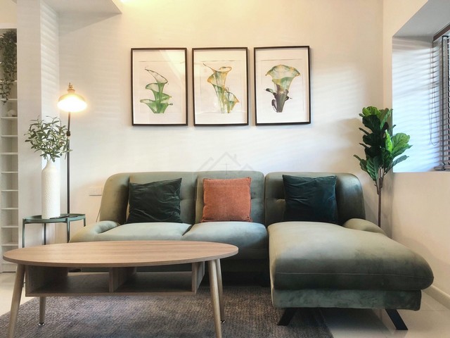 ขายทาวน์โฮม 2 ชั้น อินดี้ 3 บางนา-กม.7 indy 3 Bangna-km.7 หลังเมกะบางนา ใกล้ราชวินิตบางแก้ว