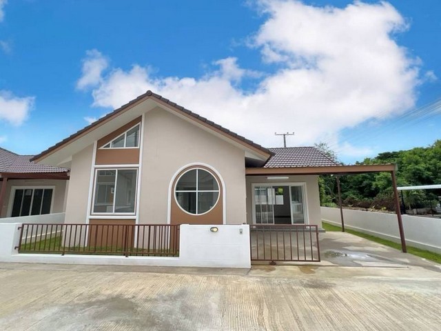 ขายต่ำกว่าราคา บ้านชั้นเดียว สไตล์โมเดิร์น หนองผึ้ง สารภี 