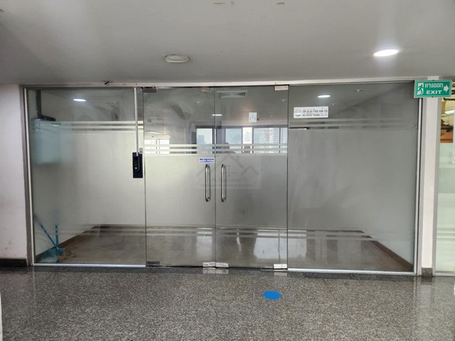 ให้เช่าพื้นที่สำนักงาน ขนาด 195 ตรม อาคารอมรพันธ์ 205 ทาวเวอร์ 2 (AMONPAN TOWER 2)  รีโนเวทใหม่ สวยงาม พร้อมใช้ ใกล้ MRT สถานีศูนย์วัฒนธรรม