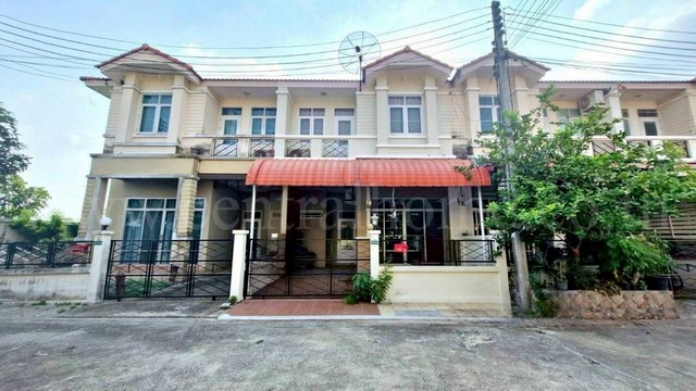 ทาวน์โฮม หมู่บ้าน รื่นฤดี 4 รังสิต - คลอง 4 พร้อมอยู่ ถูกสุดในโครงการ