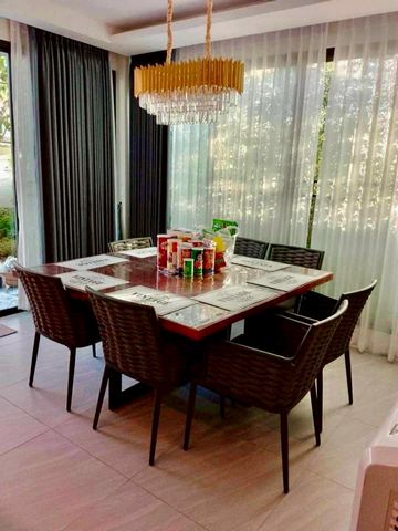 พูลวิลล่าสวย ให้เช่า 99,000 บาท/เดือน 162 ตรว. 5 นอน 6 น้ำ #โซนสันทราย บ้าน 2 ชั้น #สไตล์โมเดิร์น #วิวภูเขาสวย เงียบสงบ เดินทางสะดวก