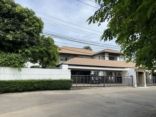 บ้านเดี่ยว 2 ชั้น หรูมีสไตล์ หมู่บ้านไพรเวท เนอวาน่า ลาดพร้าว