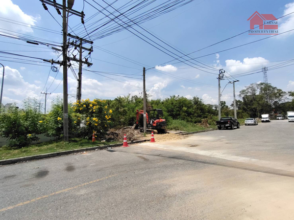 ขายที่ดินนิคมฟรีโซนเนื้อที่ 5-3-66 ไร่ เหมาะทำโรงงาน อาคารโกดังคลังสินค้าเขตปลอดภาษี ถนน นิคมลาดกระบัง เขตฟรีโซน  ราคาขาย 110 ล้านบาท