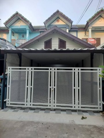 ขายบ้านโซนวัดอูาชลบุรี หมู่บ้านอู่ทองเฮ้าสทาวน์เฮ้าส์2ชั้น   ตรว 2  นอน  2ห้องน้ำ รีโนเวทใหม่ทั้งหลัง