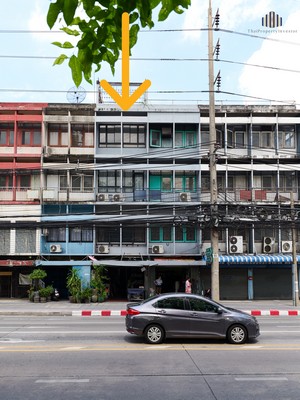 หาทำเลการค้า ห้ามพลาด ตึกนี้!! ขาย อาคารพาณิชย์ ตึก 4 ชั้นครึ่ง มีดาดฟ้า 15 ตร.ว. ติด ถนน ประชาชื่น 36 วงศ์สว่าง บางซื่อ 