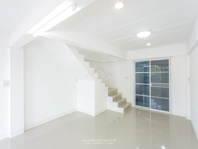 P585 ขาย อาคารพาณิชย์ 3.5 ชั้น ซอยนวมินทร์ 111 รีโนเวทใหม่ทั้งหลัง ใกล้ตลาดปัฐวิกรณ์ ** เหมาะอยู่อาศัยทำออฟฟิศ หรือค้าขาย