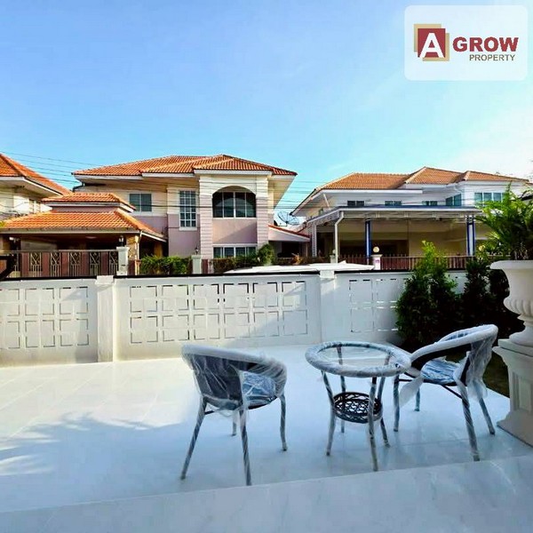 หมู่บ้านลลิล อินเดอะพาร์ค วงแหวนฯ-เทพารักษ์ ทำเลดี หน้าสวน บึงบัว ตกแต่งครบพร้อมอยู่