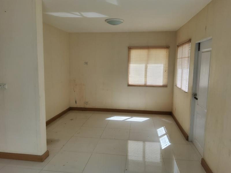 ขายบ้านแฝดมือสองศรีราชา จังหวัดชลบุรี โครงการ เดอะฟอเรสต์ ฮิลล์ (The Forest Hill)