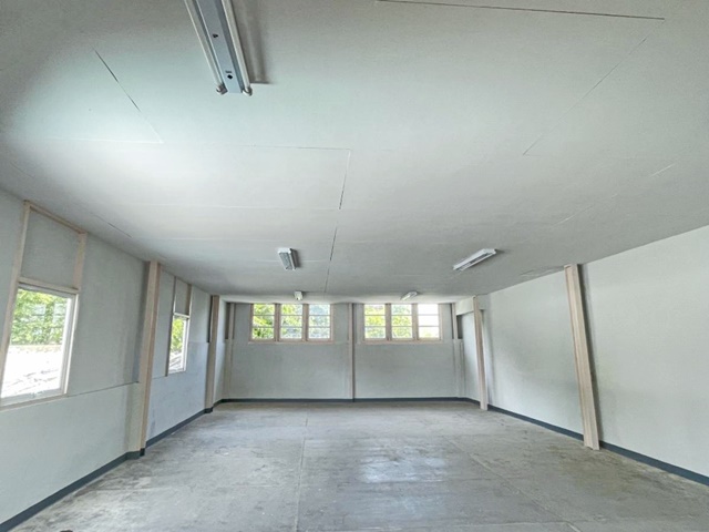 มหาไชย จุฬาลงกรณ์ 1.9 กม Renovateใหม่ ทำเลดี MRTสามยอด 1กม.หัวลำโพง รพ.หัวเฉียว 0.9 กม.ให้เช่าอาคารพาณิชย์ 3 ชั้น 2 คูหา 360 ตร.ม 50ตร.ว