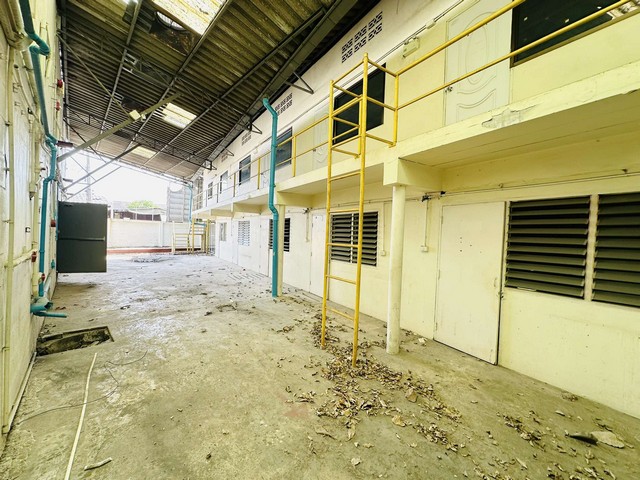 ให้เช่าโกดัง1ไร่ 3 วา  มีหอพัก2ชั้น ย่านสุขสวัสดิ์ ใกล้ทางด่วน วงแหวน พระราม2