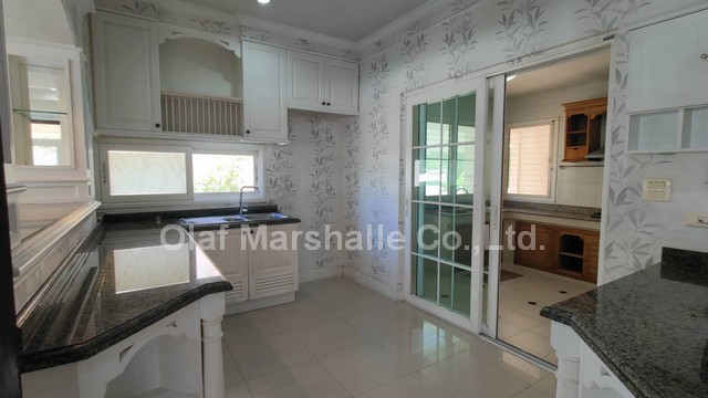 ราคาพิเศษ บ้านนันทวัน ปิ่นเกล้า - สาทร เดินทางสะดวกใกล้ทางด่วนพิเศษตลิ่งชัน