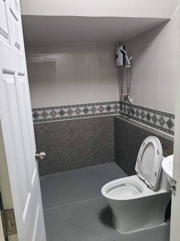 LV53130 ขาย บ้านทาวเฮ้าส์ รีโนเวทใหม่ทั้งหลัง บ้าน ณ.นนท์ คลองบางไผ่ Baan Nanon