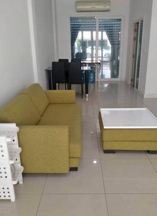 ให้เช่าทาวน์โฮม3ชั้น บ้านกลางเมือง ลาดพร้าว 71 เลียบทางด่วน ประดิษฐ์มนูธรรมใกล้MRT