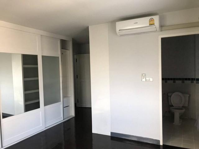 ให้เช่าทาวน์โฮม 3.5 ชั้น หมู่บ้านเน็พปาร์ค ซ.ประเสริฐมนูญกิจ 29 หลังมุม ใกล้เลียบทางด่วน ( รีโนเวทใหม่ )