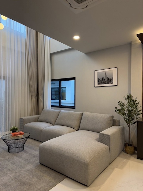 BH3551 | ให้เช่าบ้านเดี่ยว 2 ชั้น โครงการ The City บางนา ติด Mega บางนา เหมาะสำหรับชาวต่างชาติ เลี้ยงสัตว์ได้ พร้อมเข้าอยู่