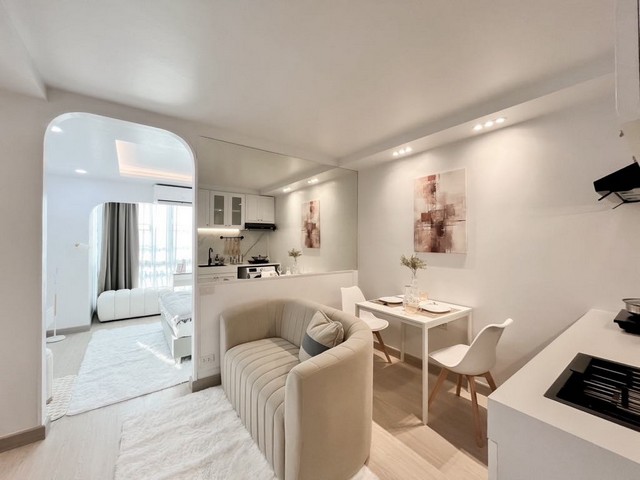 ขายห้องคอนโด Hillside พายัพ คอนโดมิเนียม7 ชั้น4 ขนาด33ม. 1.79ลบ. ฟรีโอน พร้อมเฟอร์ ต.หนองป่าครั่ง อ.เมืองเชียงใหม่