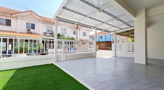 หมู่บ้านพฤกษา37 ซอยพระปิ่น3  บรรยากาศในโครงการฯ ร่มรื่น เงียบสงบ