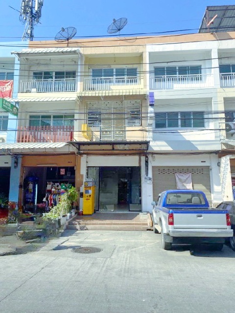 วัดกู้ MRT ปากเกร็ด 2.8 กม. ​โลตัส ติวานนท์ เมกาโฮม ปากเกร็ด​ ขาย-เช่า ตึกแถว 4 ชั้น มีดาดฟ้า 18 ตร.วา.240 ตร.ม.