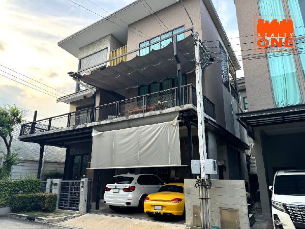 ขายบ้านหรู 3 ชั้น หลังมุม โซล เอกมัย ลาดพร้าว Soul Ekkamai Ladprao,