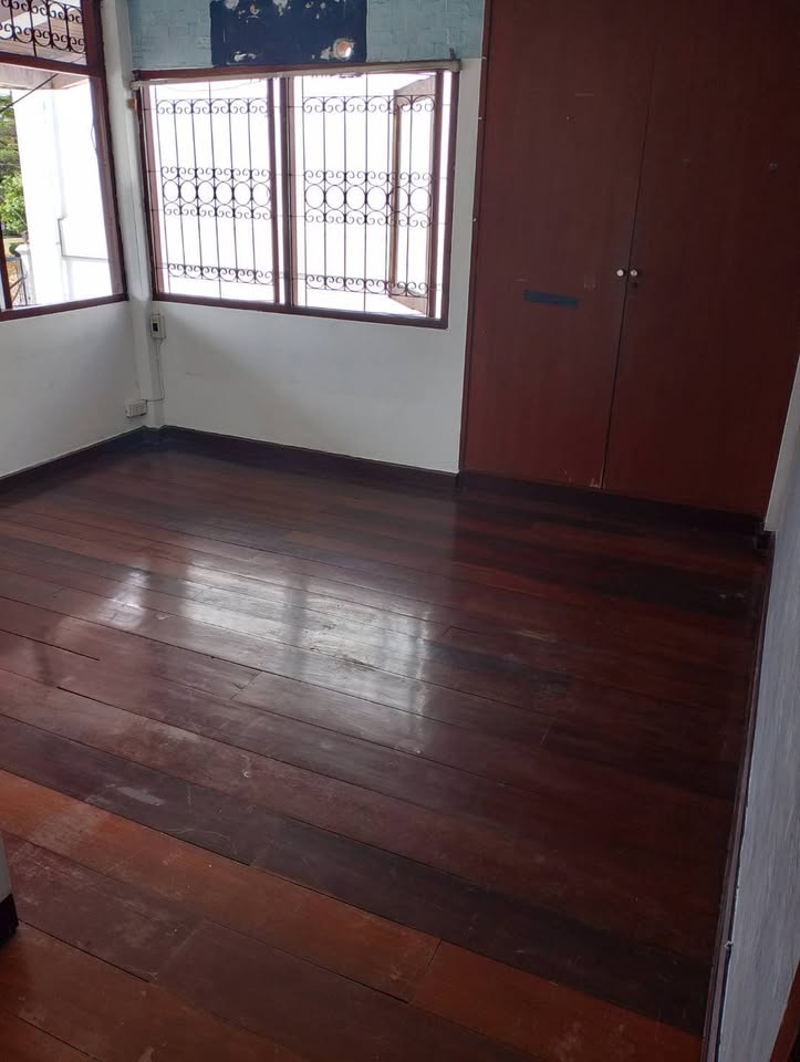 บ้านเดี่ยว25ชั้น100วา 4นอน 3น้ำถนนลาดพร้าวเหมาะเช่าทำร้านอาหาร คาเฟ่ ออฟฟิศ มีที่จอดรถได้ 10 คัน + ข้างทาง