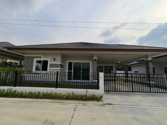 ขายบ้านเดี่ยวชั้นเดียว 60 ตร.วา  โครงการใหม่ แบบปั้นหยามินิมอล ติดสวนพุทธมณฑลสวนสุขภาพ หมู่บ้านพุทธศิริ   บ้านแพ้ว  สมุทรสาคร  ZW543