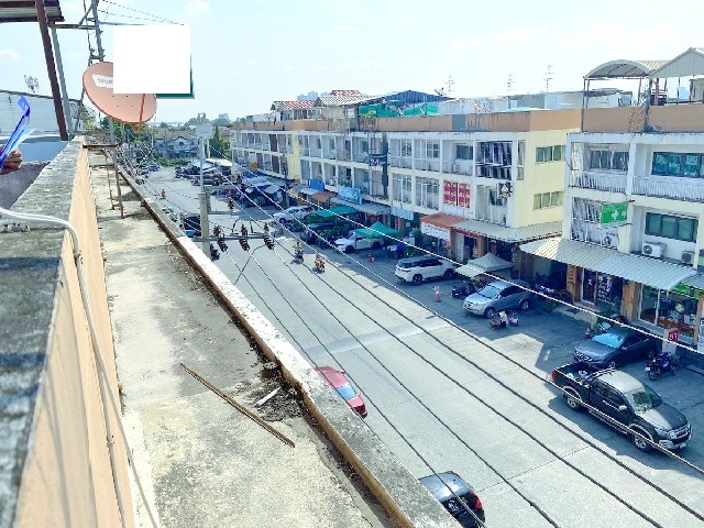 ​โลตัส ติวานนท์ เมกาโฮม วัดกู้ MRT ปากเกร็ด 2.8 กม. ปากเกร็ด​ ขาย-เช่า ตึกแถว 4 ชั้น มีดาดฟ้า 18 ตร.วา.240 ตร.ม.