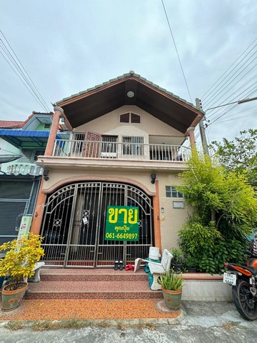 ขายทาวน์เฮาส์ 2 ชั้น หลังมุม 24 ตร.ว. ม.สิวารัตน์ 4 ทำเลดี ใกล้โลตัสสามพราน ราคา 2.29 ล. เจ้าของขายเอง