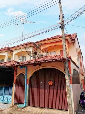 ขายบ้านอมตะพานชลบุรี บ้านดีบ้านสวยชลบุรีดอนหัวฬ่อชลบุรี บ้านสุขใจวิลล่า1 ทาวน์เฮ้า2ชั้นหัวมุม บนเนื้อที่ 17 ตรว 2 นอน 2น้ำ